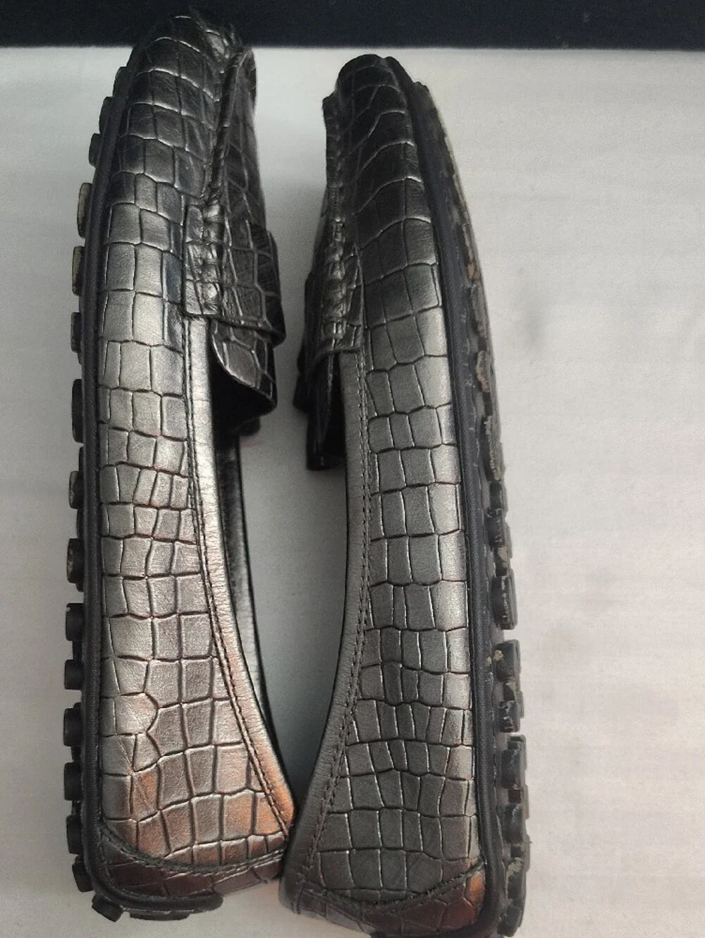 Born Malena Metallic Pewter Croc Leather Driving Loafers Size 8.5